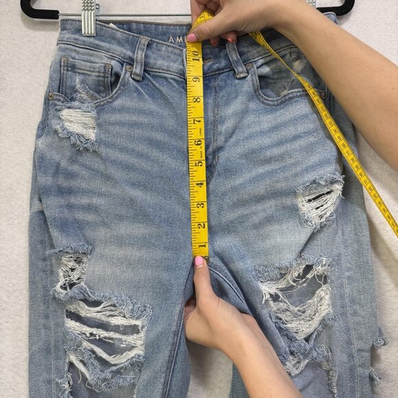 American Eagle Jeans Womens 4 Blue Distressed Mom Jean High Rise Ripped Denim - Picture 5 of 14